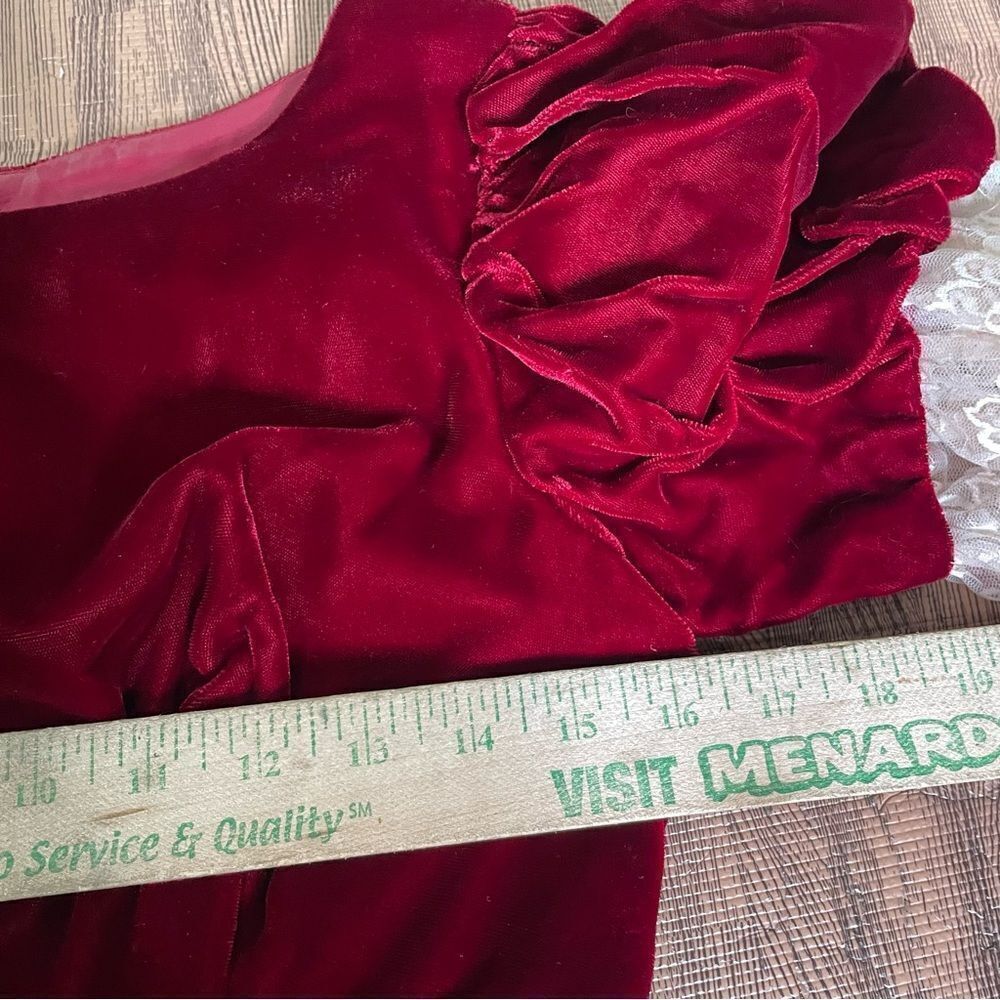 Vintage Velvet Victorian Red Crush Dress White Lace 1960’s Rare Red Dress - Picture 6 of 11
